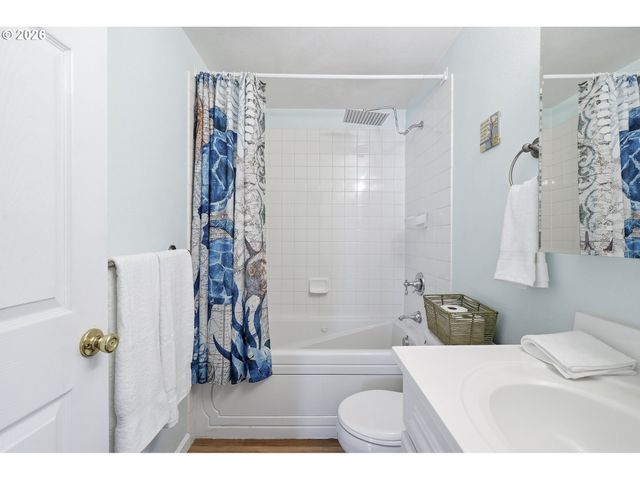 16200 Sw Vincent St, Beaverton, OR 97078
