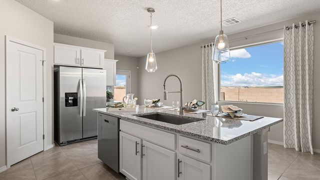 4329 Vista Manzano, Santa Fe, NM 87507