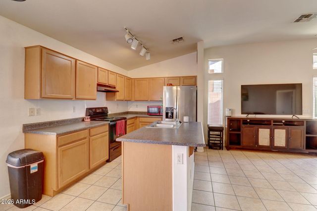 6610 E UNIVERSITY Drive 111, Mesa, AZ 85205