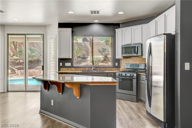 8517 Potters Clay Street, Las Vegas, NV 89143