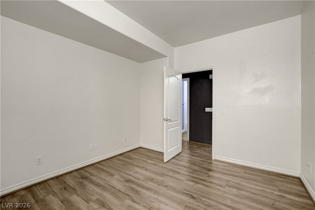 8517 Potters Clay Street, Las Vegas, NV 89143