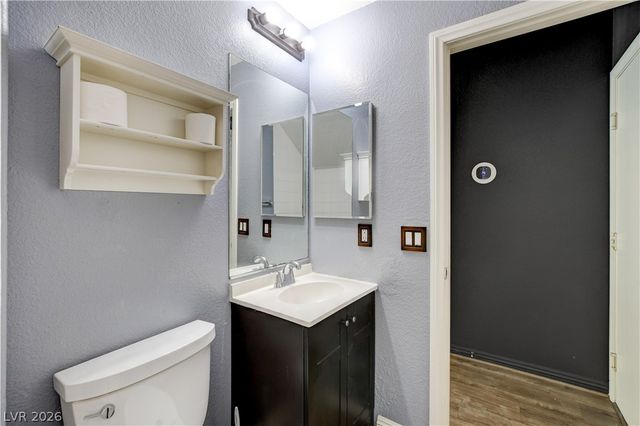 8517 Potters Clay Street, Las Vegas, NV 89143