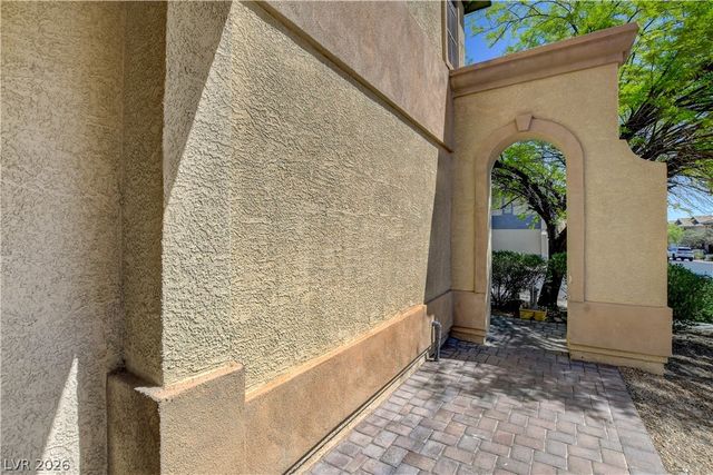 8517 Potters Clay Street, Las Vegas, NV 89143