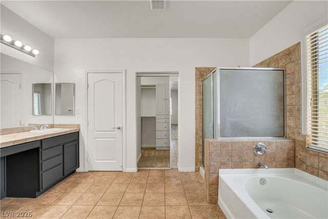 8517 Potters Clay Street, Las Vegas, NV 89143