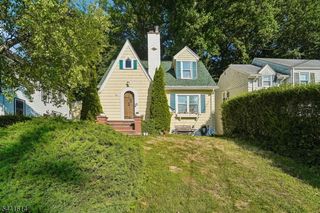 75 Rollinson St, West Orange Twp., NJ 07052