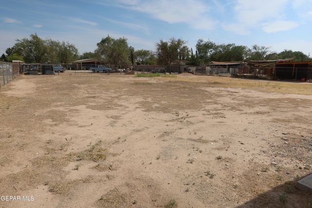 564 MAYAPAN Drive, San Elizario, TX 79849