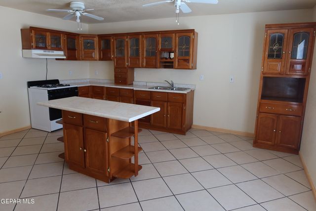 564 MAYAPAN Drive, San Elizario, TX 79849