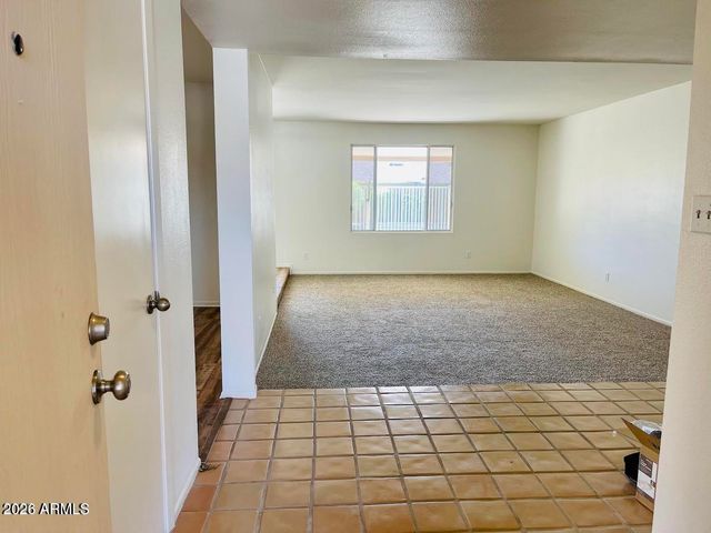 5141 E BLANCHE Drive, Scottsdale, AZ 85254
