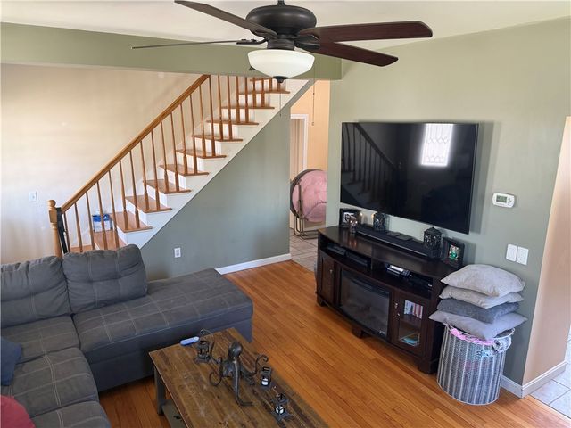 433 Metacom Avenue, Bristol, RI 02809