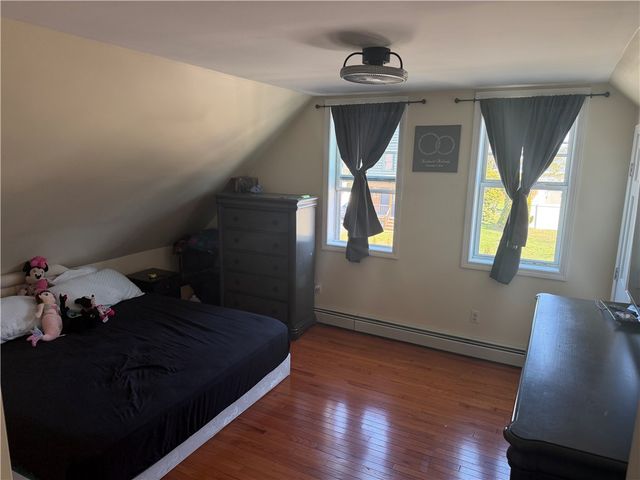 433 Metacom Avenue, Bristol, RI 02809