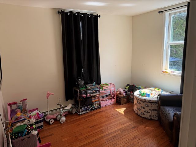 433 Metacom Avenue, Bristol, RI 02809