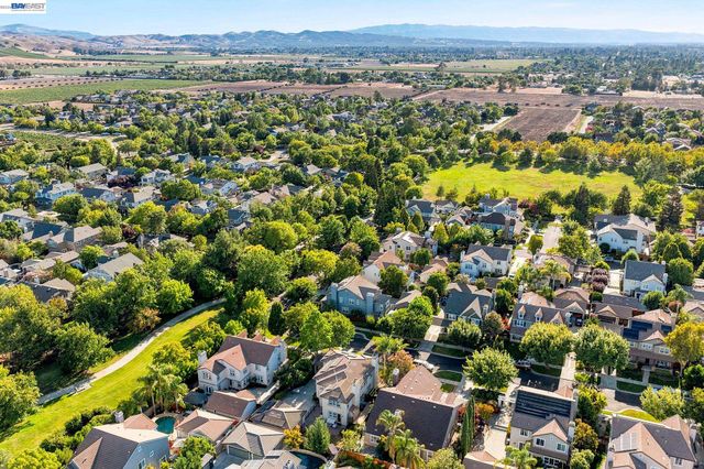 2413 REES CIRCLE, Livermore, CA 94550