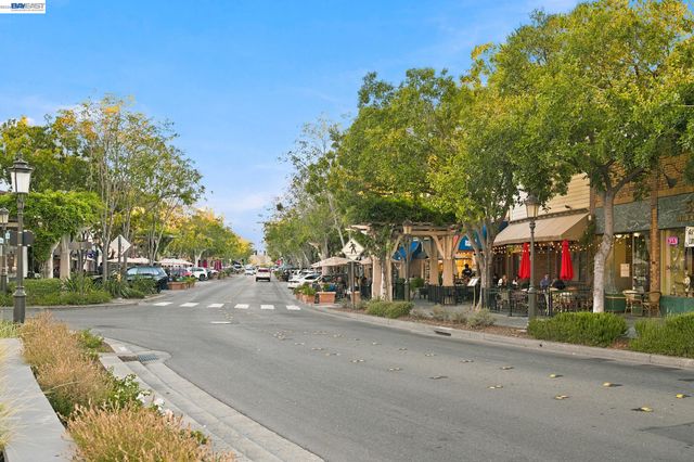 2413 REES CIRCLE, Livermore, CA 94550