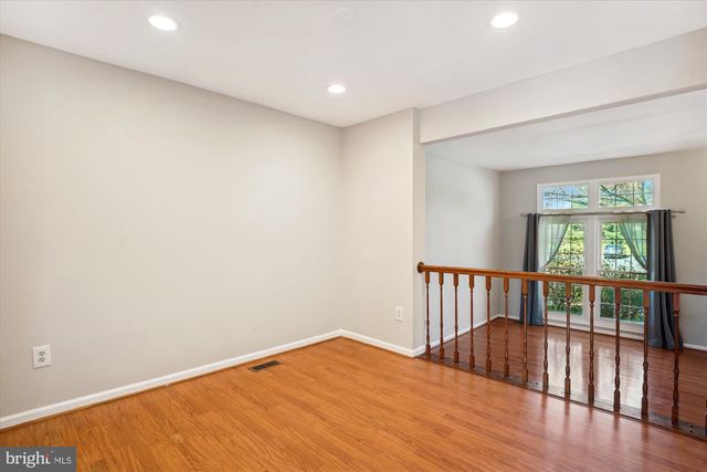 14911 FOREST LANDING CIR, Rockville, MD 20850