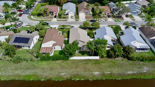 9106 Chatsworth Cascades, Boca Raton, FL 33434