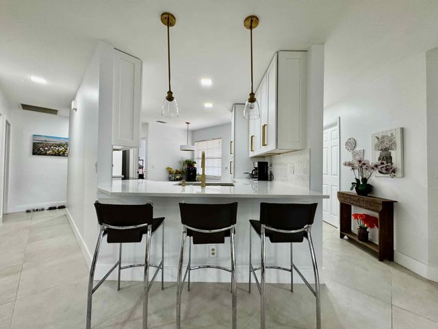 9106 Chatsworth Cascades, Boca Raton, FL 33434