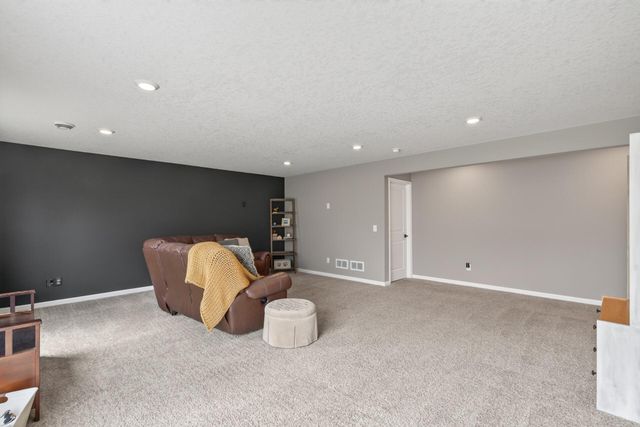 11881 132nd Avenue N, Dayton, MN 55327