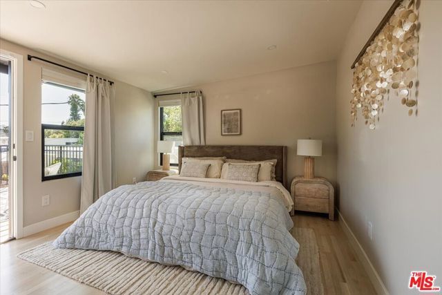 3152 Atwater Avenue, Los Angeles, CA 90039