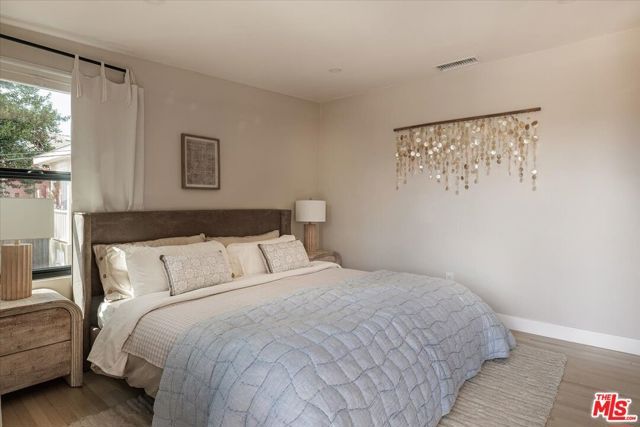 3152 Atwater Avenue, Los Angeles, CA 90039