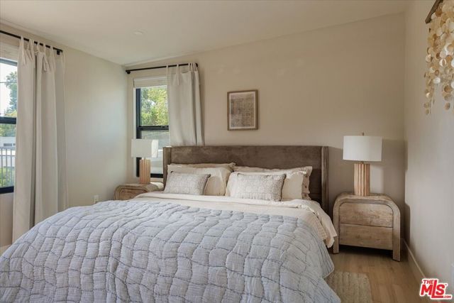 3152 Atwater Avenue, Los Angeles, CA 90039