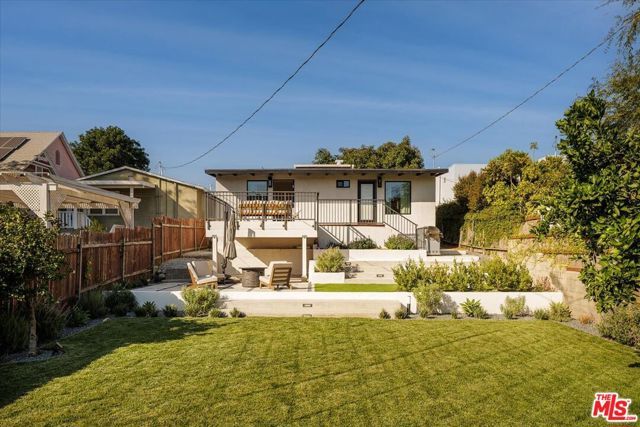 3152 Atwater Avenue, Los Angeles, CA 90039
