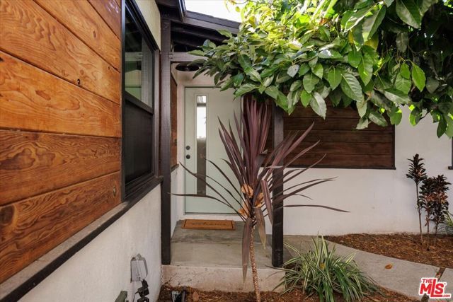 3152 Atwater Avenue, Los Angeles, CA 90039