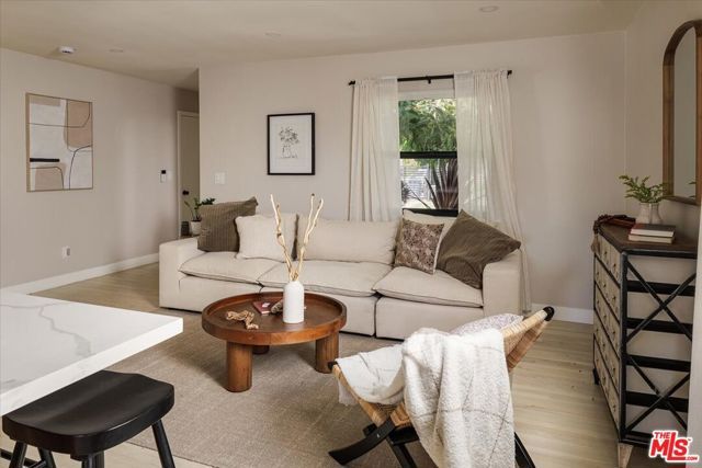 3152 Atwater Avenue, Los Angeles, CA 90039