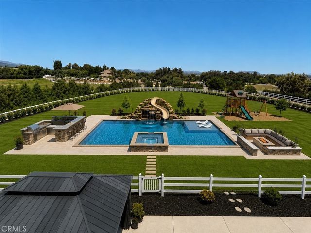 26252 Sage Grass Court, Murrieta, CA 92562