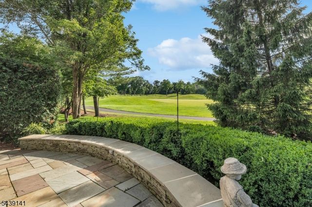 24 Benedict Cres, Bernards Twp., NJ 07920