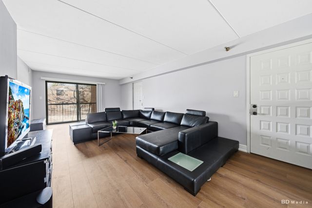 5950 Lake Bluff Drive 202, Tinley Park, IL 60477