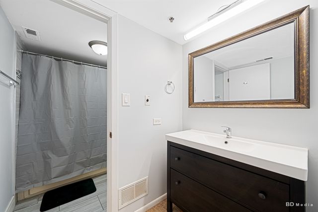 5950 Lake Bluff Drive 202, Tinley Park, IL 60477