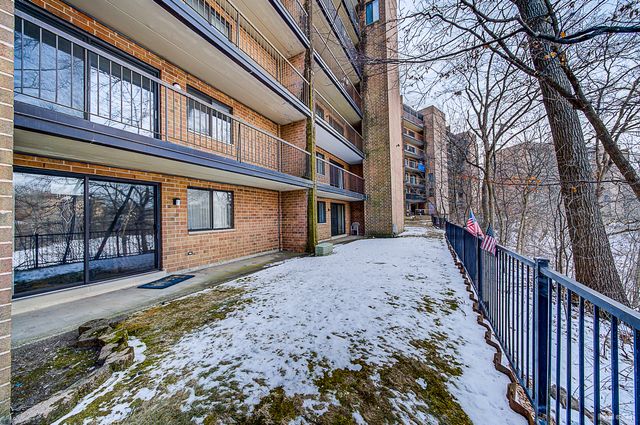 5950 Lake Bluff Drive 202, Tinley Park, IL 60477