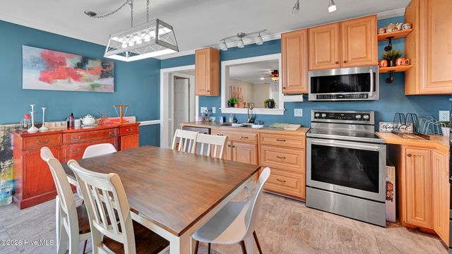 3921 Granada Drive B, Winterville, NC 28590