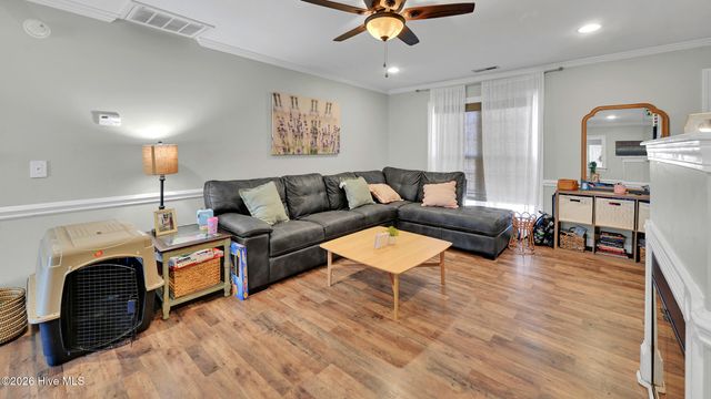 3921 Granada Drive B, Winterville, NC 28590