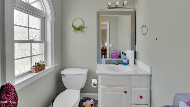 3921 Granada Drive B, Winterville, NC 28590