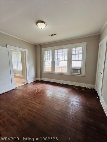 615 N 21st Street, Fort Smith, AR 72901