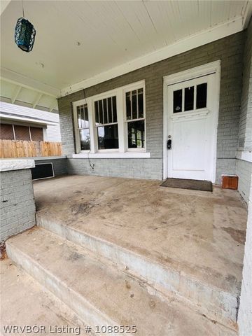 615 N 21st Street, Fort Smith, AR 72901