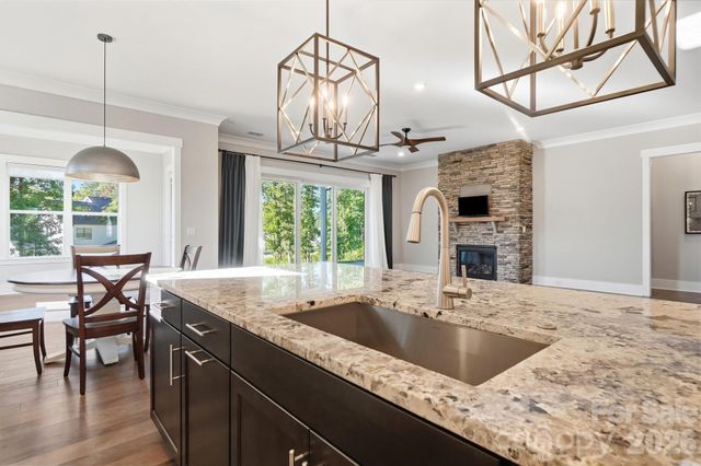 14015 Camden Close Circle, Huntersville, NC 28078
