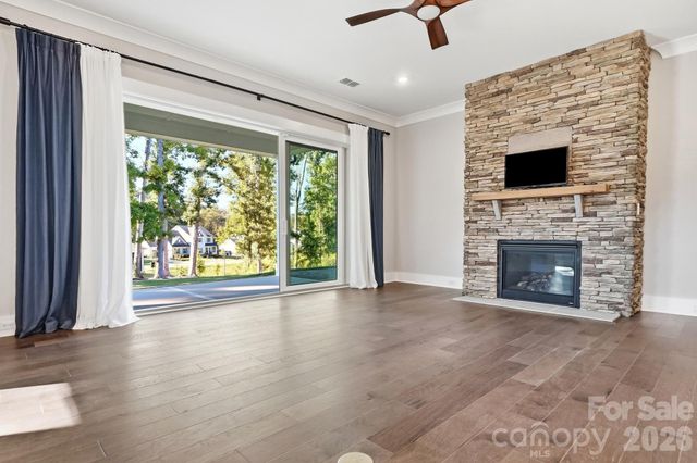 14015 Camden Close Circle, Huntersville, NC 28078