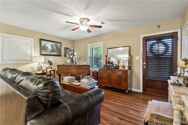 919 Snows Mill, Tuscaloosa, AL 35406