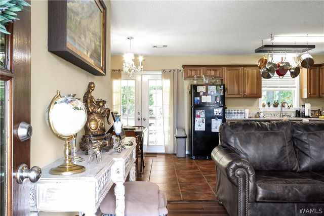 919 Snows Mill, Tuscaloosa, AL 35406