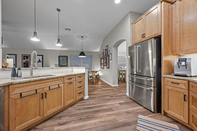 5935 Salcon Cliff DR, Austin, TX 78749