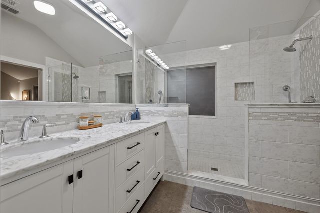 5935 Salcon Cliff DR, Austin, TX 78749