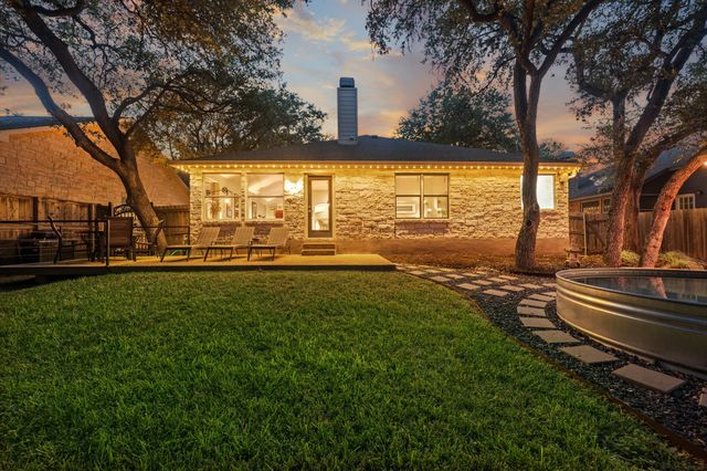 5935 Salcon Cliff DR, Austin, TX 78749