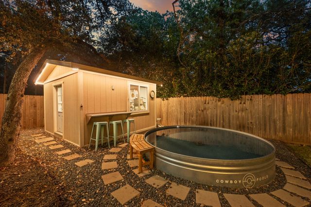 5935 Salcon Cliff DR, Austin, TX 78749