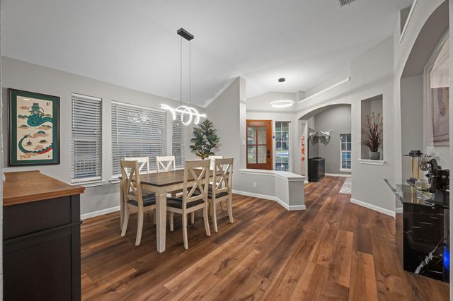 5935 Salcon Cliff DR, Austin, TX 78749