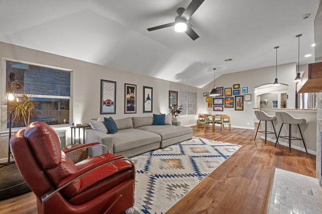 5935 Salcon Cliff DR, Austin, TX 78749