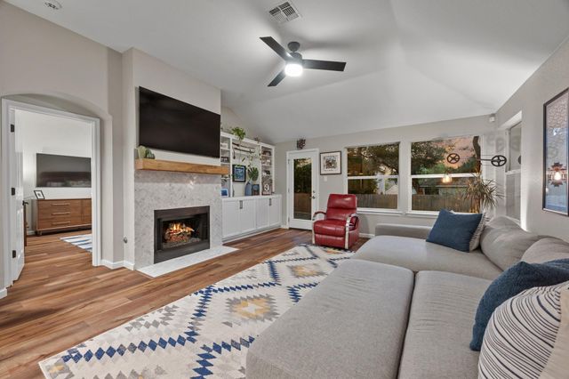 5935 Salcon Cliff DR, Austin, TX 78749