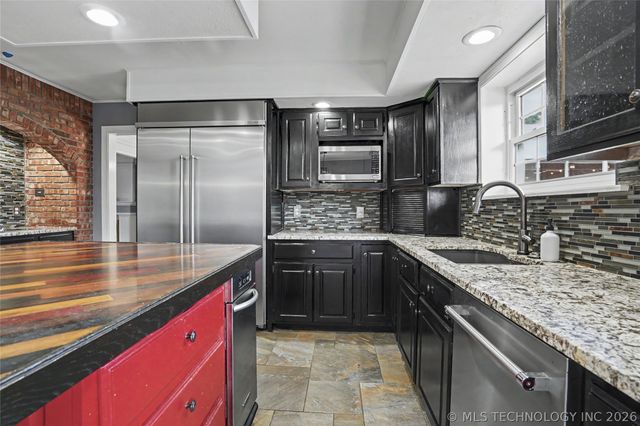1250 Easy Street, Claremore, OK 74017