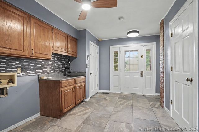 1250 Easy Street, Claremore, OK 74017